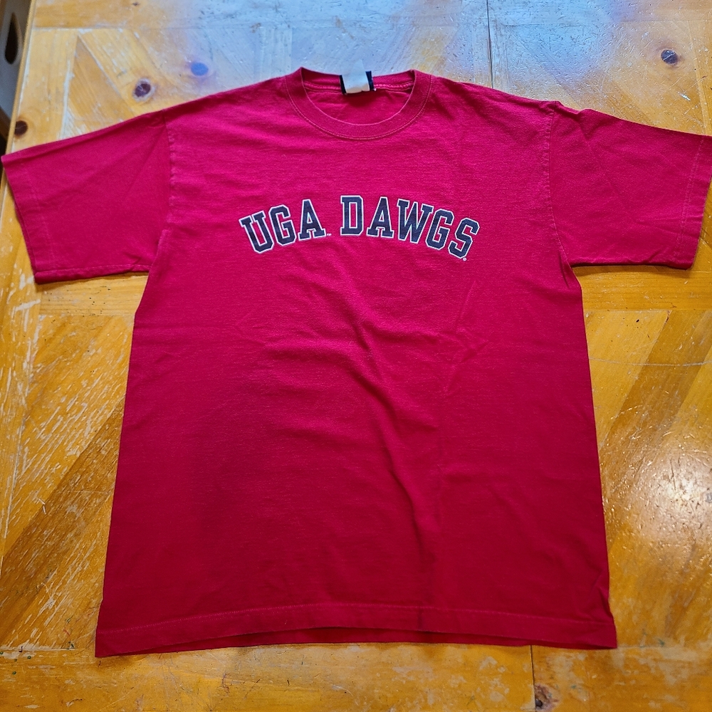UGA Georgia shirt size Large.
